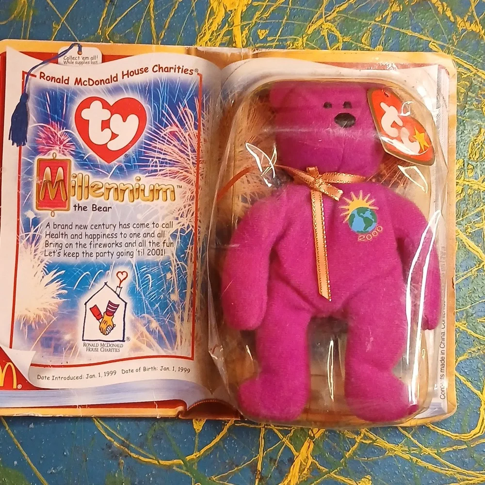 BEANIE BABY,Millennium‎ The BEAR. JAN.1,1999